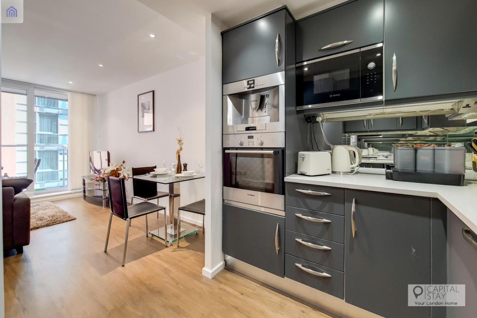 London Excel Stays - One Bed Apartment מראה חיצוני תמונה
