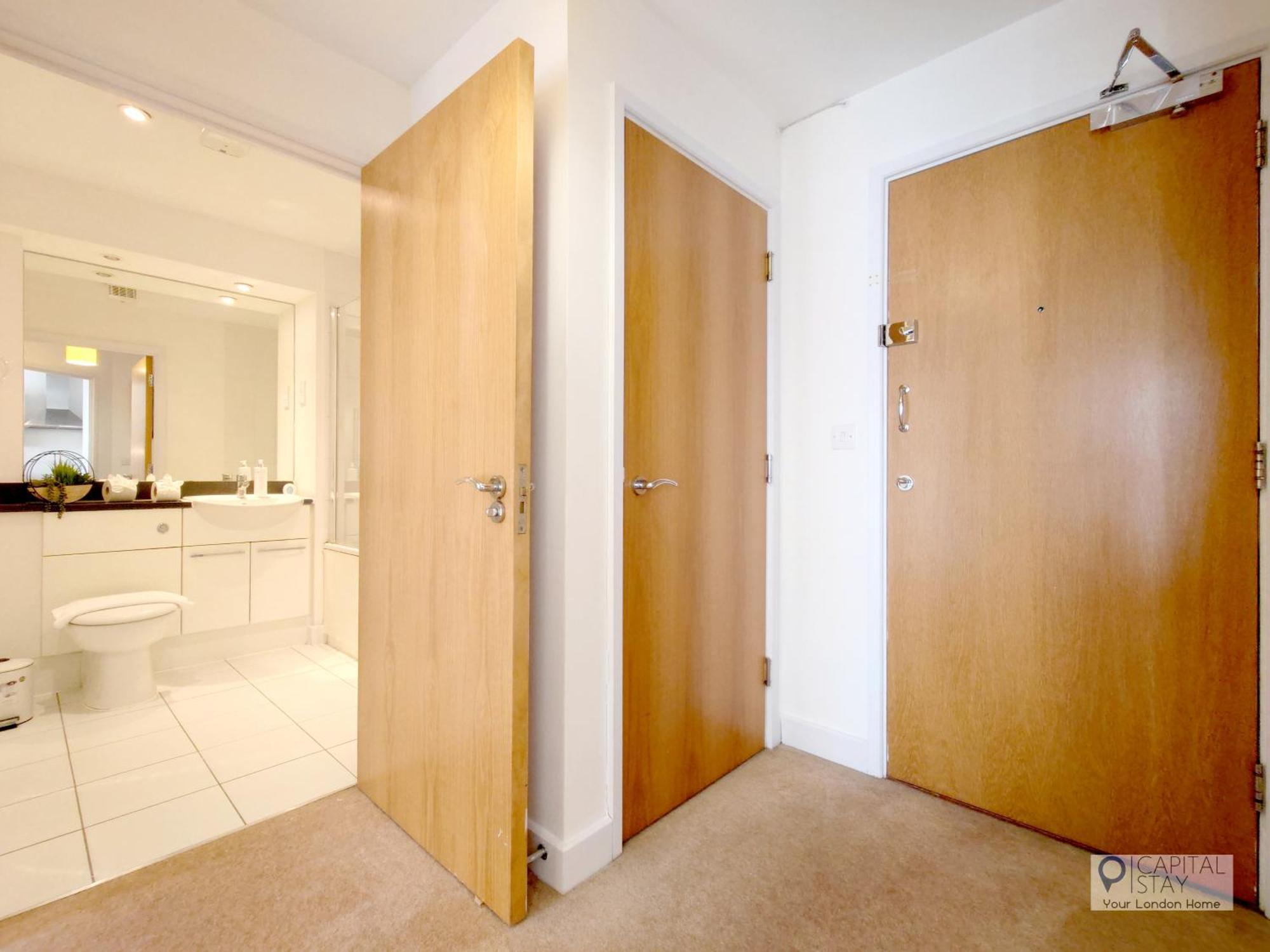 London Excel Stays - One Bed Apartment מראה חיצוני תמונה